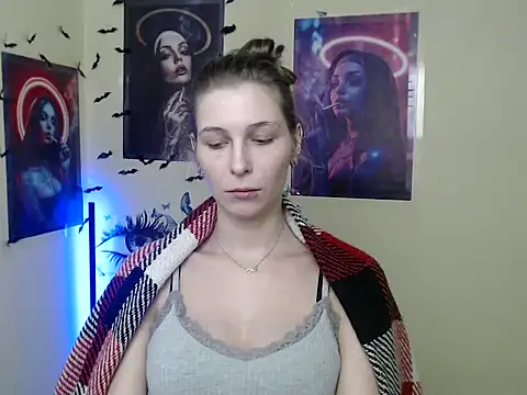 StrangerGi's cam snapshot