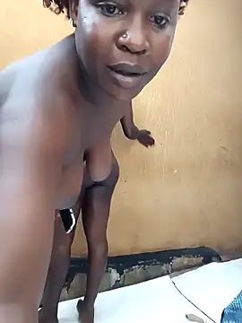 Xtra_bootie live sex cam