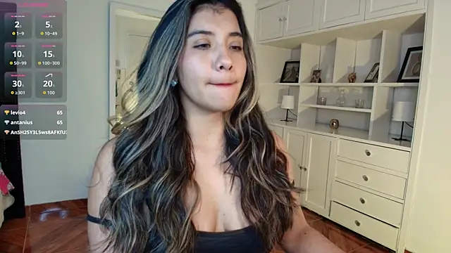 nina_moen's cam snapshot