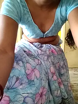 Sexyyy-ladieee5643's cam snapshot