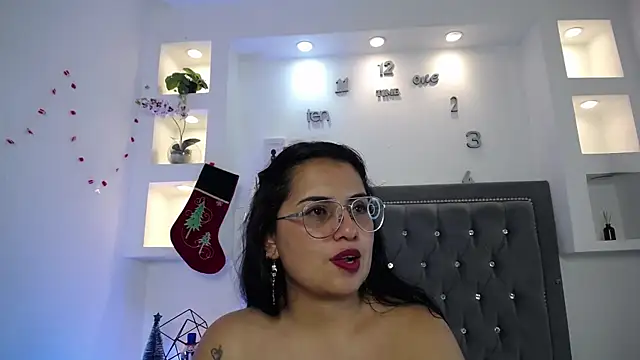 MelissaRhodes live sex cam