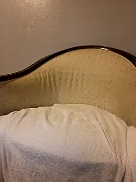 Tattoodaddycumslut live sex cam