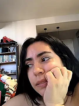 Sara-215's cam snapshot