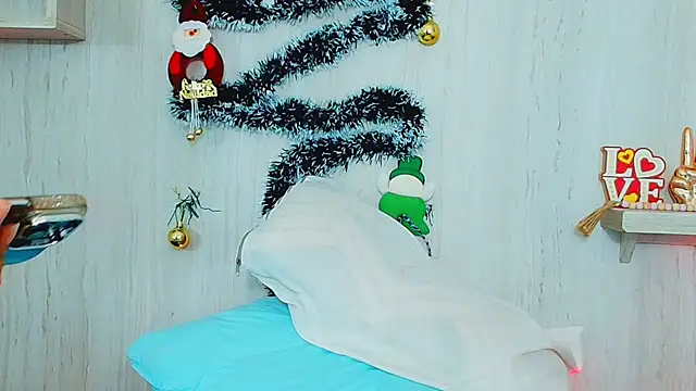 ZaraRousse's cam snapshot