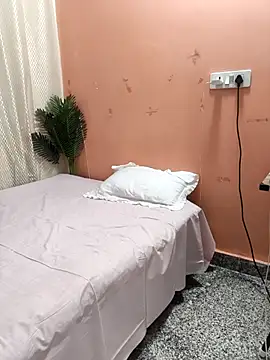 Shalu_G's cam snapshot