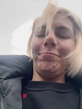 tanyagrey's cam snapshot