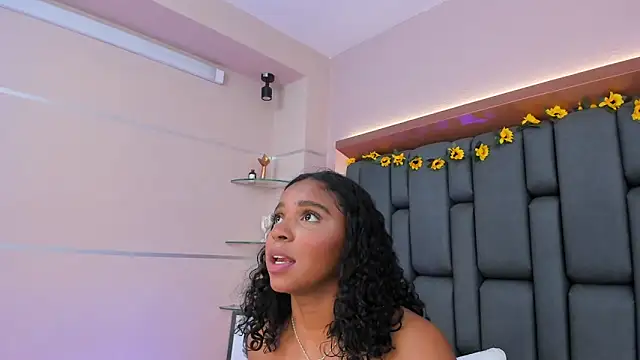 LisaMendez's cam snapshot