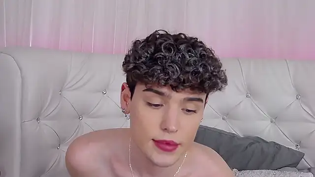 RobbyCharming's cam snapshot