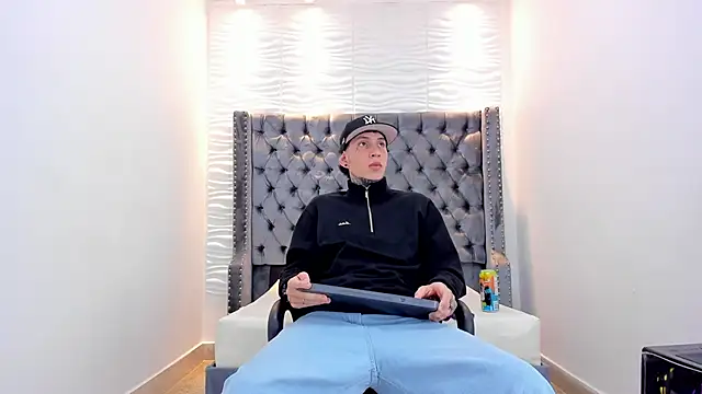 DANTE_ARMSTRONG's cam snapshot