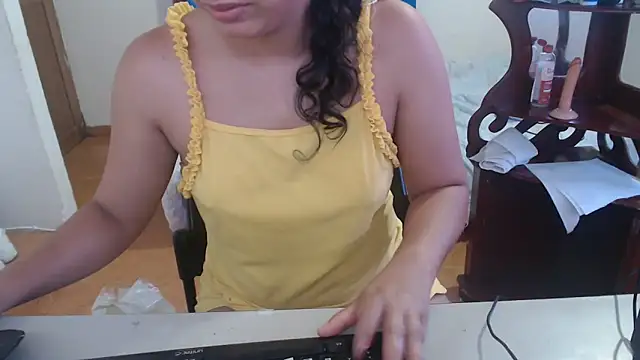 sexyhot20xxx's cam snapshot