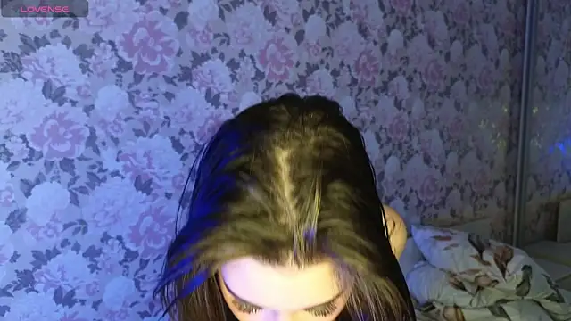 AliceBarbe's cam snapshot