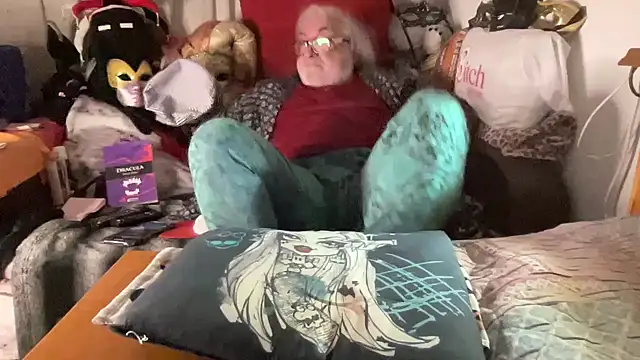 EroticVenetian live sex cam