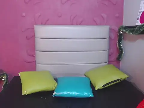 Charlotte_colliins's cam snapshot