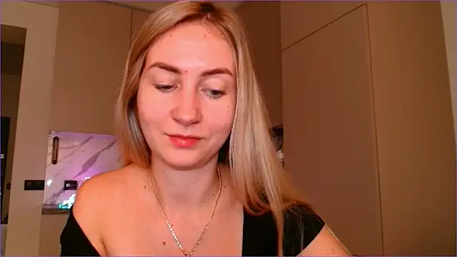 BluueSilk live sex cam