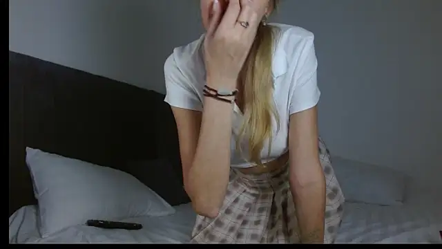 Helen_bb's cam snapshot