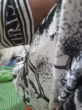 Suna217's cam snapshot