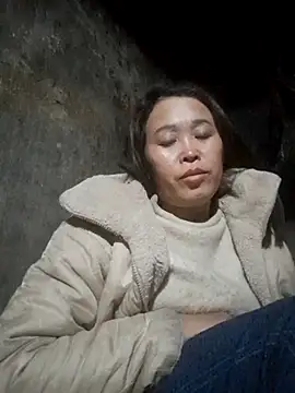 dakota-kis's cam snapshot