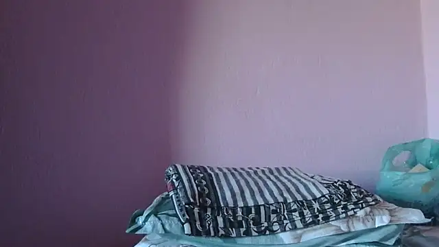 Pooja-suman's cam snapshot