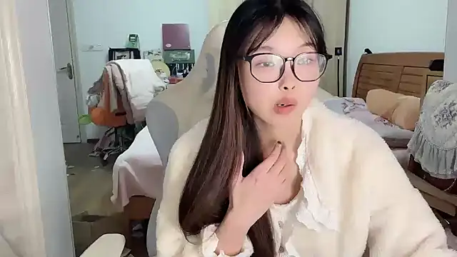 Akong11's cam snapshot