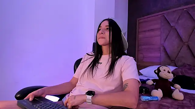 VictoriaSaenz1_'s cam snapshot