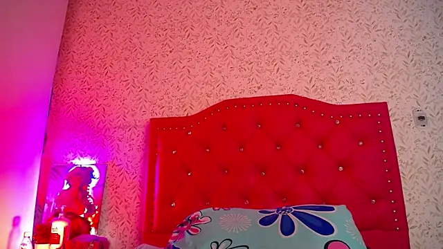 luly_pink's cam snapshot