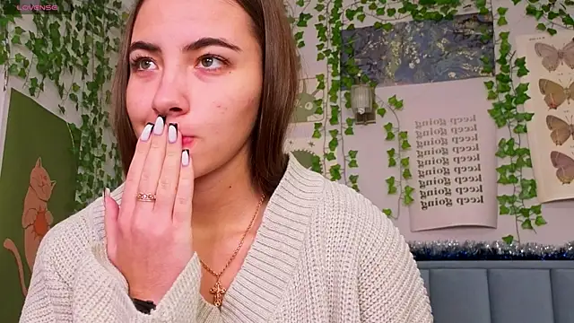 Fit_Brunette_'s cam snapshot