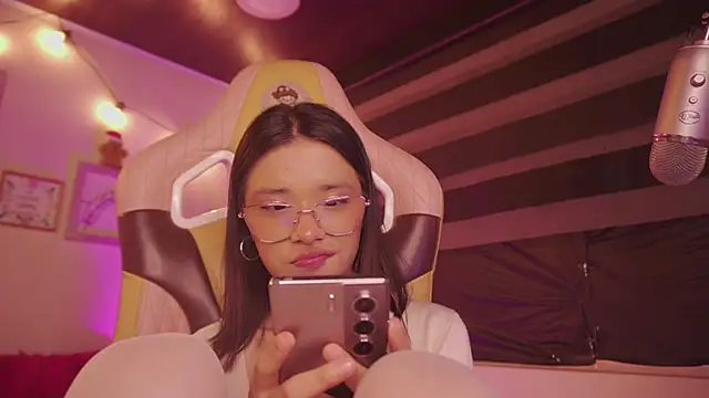 Lana_Dreams_'s cam snapshot