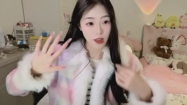 Onecutelittle's cam snapshot