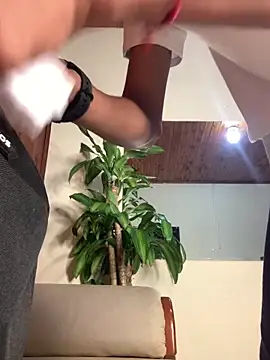 Emiliano_Reyes live sex cam