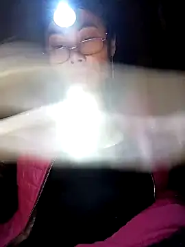 CoMay003's cam snapshot