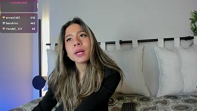 Rachell_criss's cam snapshot