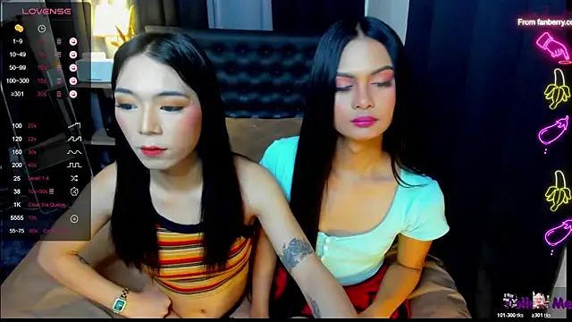 Brownsausagerober live sex cam