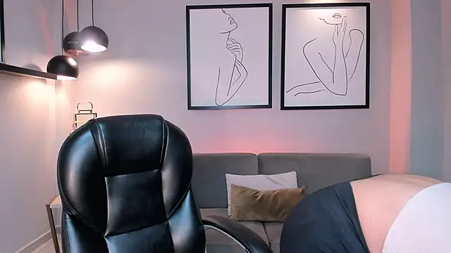 SophieLanne live sex cam