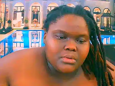 EbonyHotBuns live sex cam