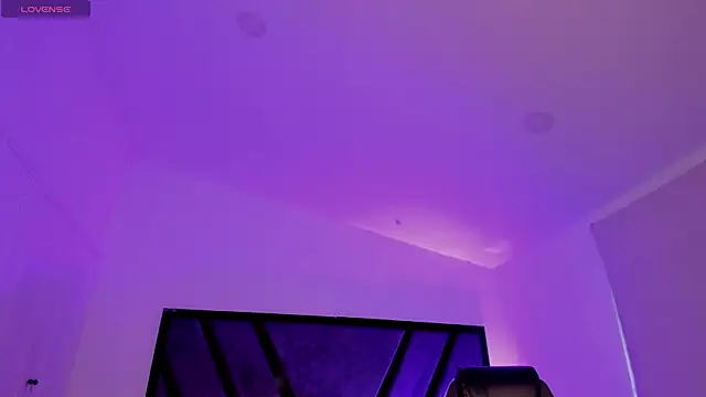 allicemackenzie live sex cam