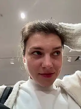 ValenciaShock live sex cam