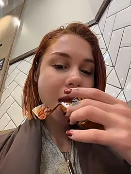 RosieSecret live sex cam