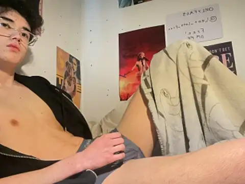 leon_long_ live sex cam