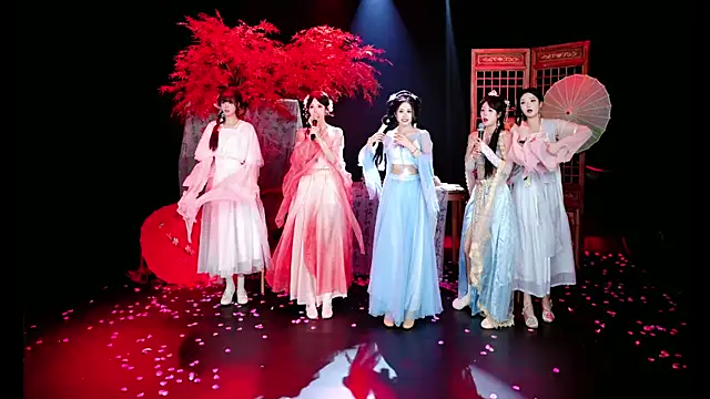 Shiny-girl7788's cam snapshot