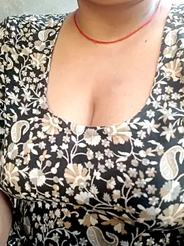 Rubi_Verma's cam snapshot