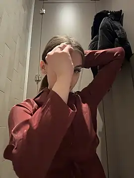 KristiRich's cam snapshot