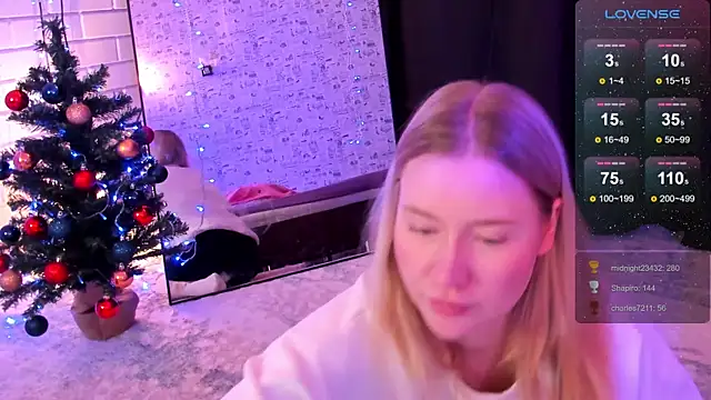 Lillie_Berry's cam snapshot