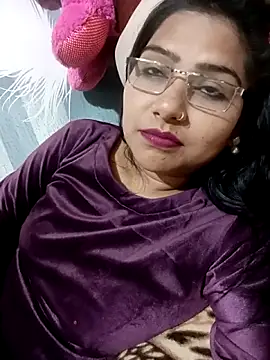 urvashi01224's cam snapshot