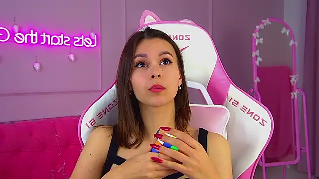 PollyLanders live sex cam