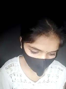 Sexey-Puja live sex cam