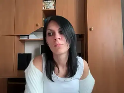 InjaAtHome live sex cam