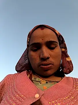 Hot_raaani's cam snapshot