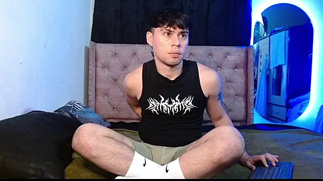 ITHAN_DREAMBOY's cam snapshot