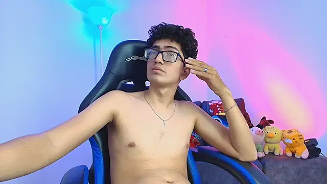 TylerWhite_ live sex cam