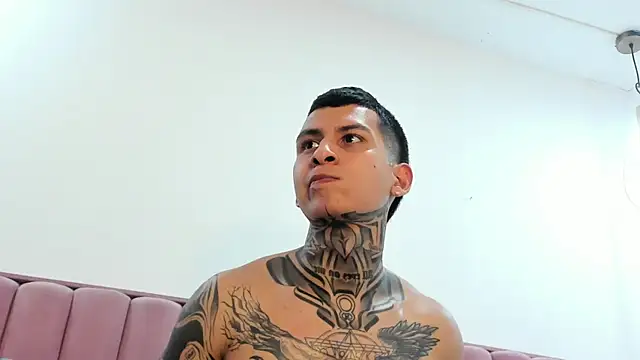 Andrew_sanders68's cam snapshot